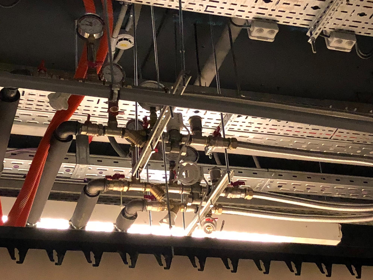 Фанкойлы и вентиляция в МФЦ СТЦ МЕГА